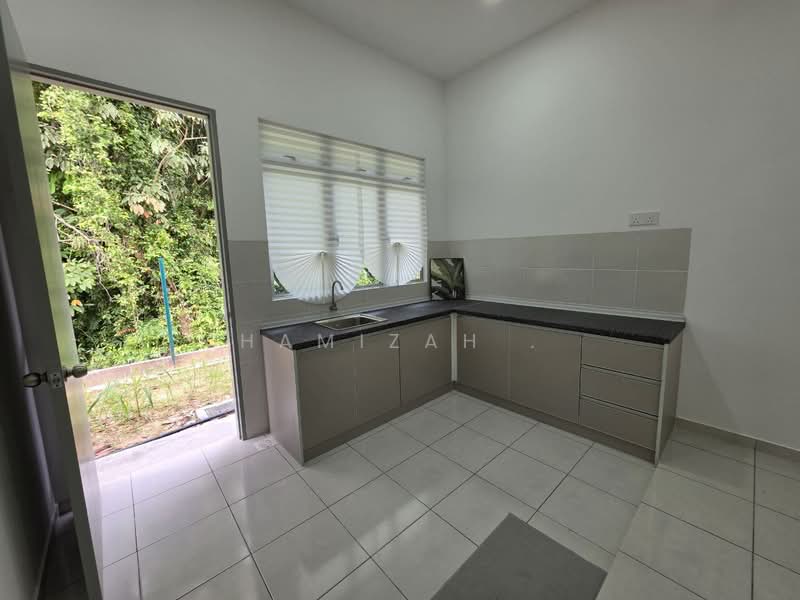 Untuk Dijual - Semi D Olak Lempit Banting