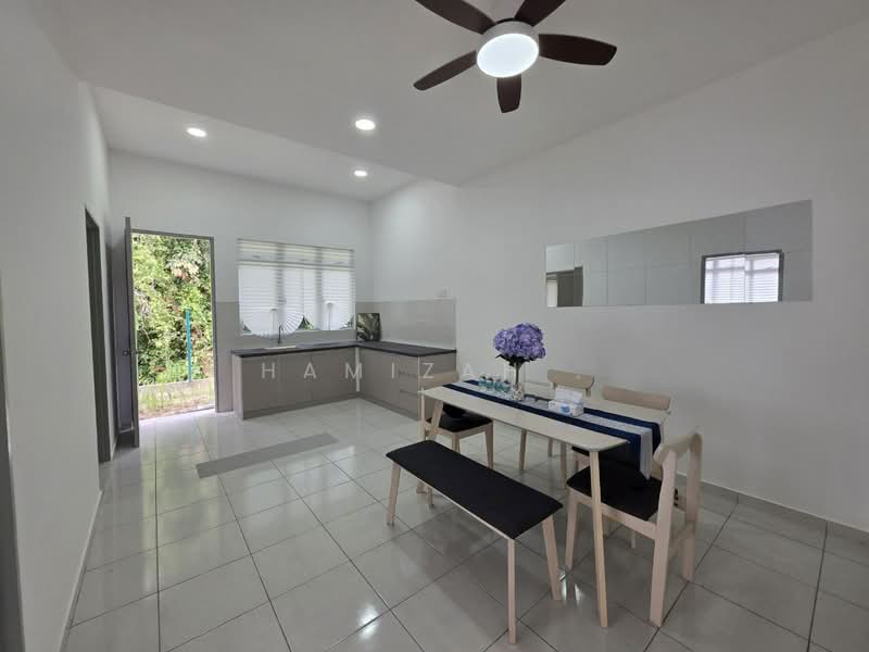 Untuk Dijual - Semi D Olak Lempit Banting