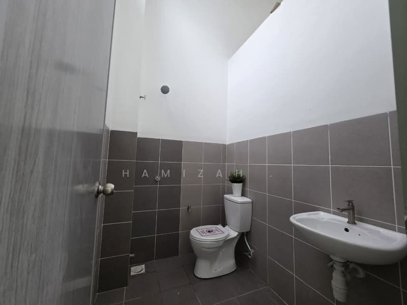 Untuk Dijual - Semi D Olak Lempit Banting