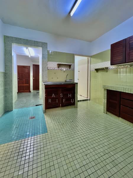 2-storey Terraced House for Sale in Ampang (Selangor) - Kashfi Sharifuddin - Kitchen - PropertyGuru.com.my