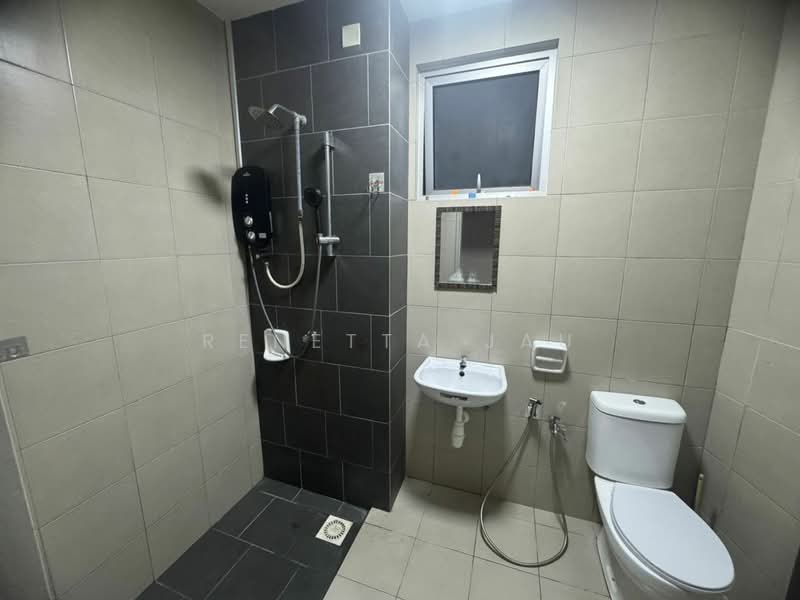 Service Residence for Rent at SkyLake Residence - Renetta Jau - Bathroom - PropertyGuru.com.my