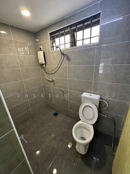 2-storey Terraced House for Sale in Taman Mount Austin (Tebrau) - Shereen Wong - Bathroom - PropertyGuru.com.my