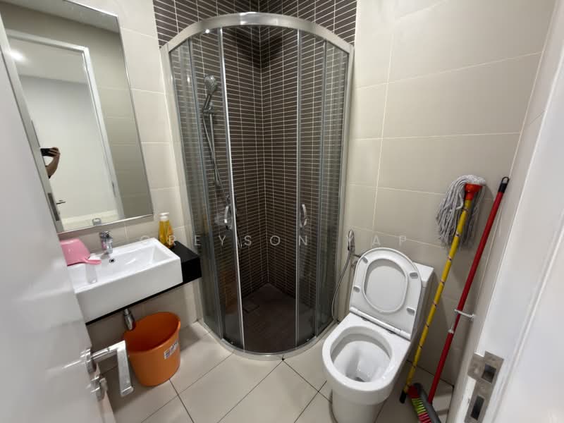 Service Residence for Sale at The Sentral Suites - Greyson Yap - Bathroom - PropertyGuru.com.my
