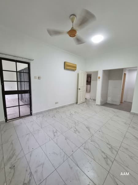 Townhouse for Sale in Country Heights (Kajang) - Azrul Azwar Muhamad - Interior - PropertyGuru.com.my
