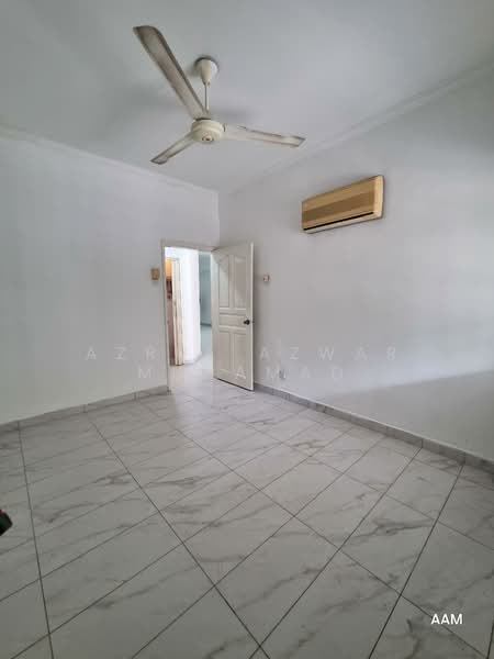 Townhouse for Sale in Country Heights (Kajang) - Azrul Azwar Muhamad - Interior - PropertyGuru.com.my