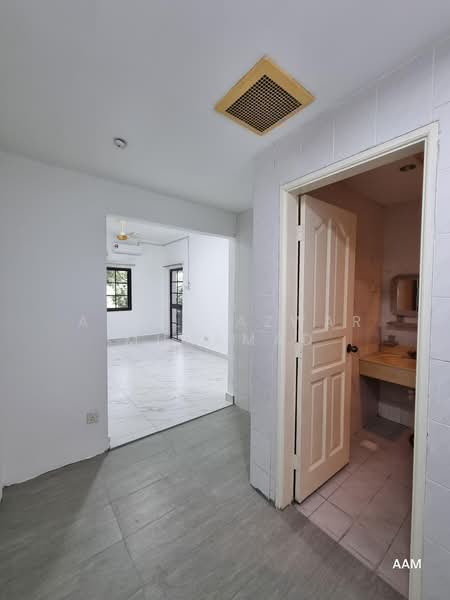 Rumah Bandar untuk Dijual di Country Heights (Kajang) - Azrul Azwar Muhamad - Interior - PropertyGuru.com.my
