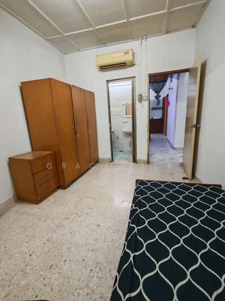 Bandar Baru Permas Jaya untuk Untuk Disewa - RM 1,700 /bulan, Apr 2026 - Bedroom - PropertyGuru.com.my