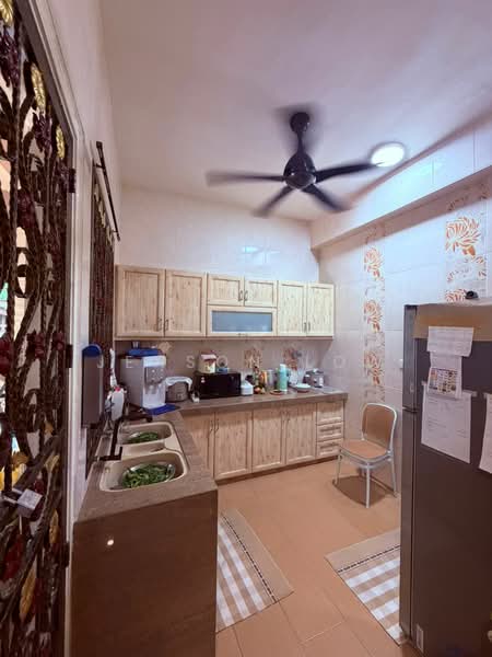 2-storey Terraced House for Sale in Batu Caves (Selangor) - Jenson Low - Kitchen - PropertyGuru.com.my
