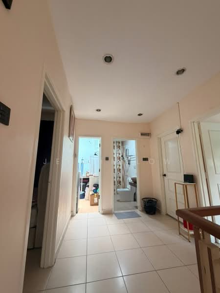 2-storey Terraced House for Sale in Batu Caves (Selangor) - Jenson Low - Corridor - PropertyGuru.com.my