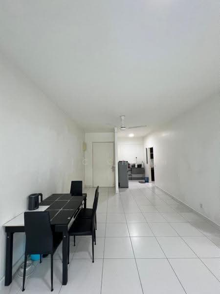 Condominium for Rent at Elit Heights @ Bayan City - Eric Cheah - Dining Room - PropertyGuru.com.my