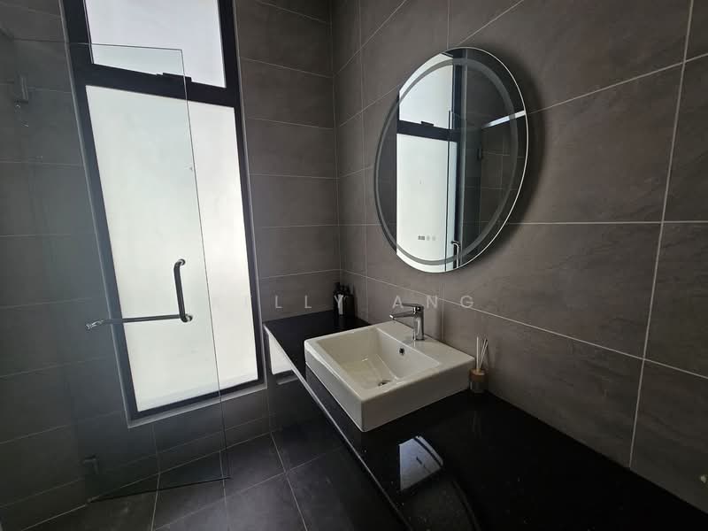 Semi-Detached House for Sale in Bandar Bukit Puchong (Puchong) - Kelly Ang - Bathroom - PropertyGuru.com.my