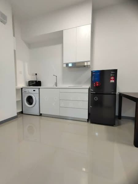 Service Residence for Sale at Southlink - Koo Ying Kang - Kitchen - PropertyGuru.com.my