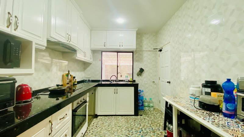 2-storey Terraced House for Sale in Ampang Jaya (Ampang) - Cik Maya Abdul - Kitchen - PropertyGuru.com.my