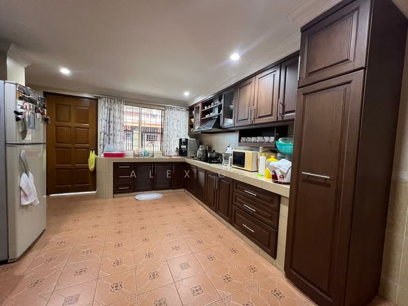 2-storey Terraced House for Sale in Taman Rainbow (Batu) - Alex Goh - Kitchen - PropertyGuru.com.my
