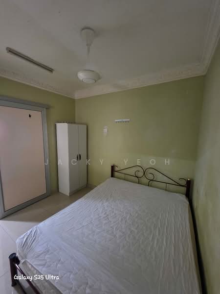 Flat for Rent at Desa Putra - Jacky Yeoh - Bedroom - PropertyGuru.com.my