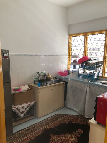 Apartment for Sale at Sunrise Park - BH Tieh - Kitchen - PropertyGuru.com.my