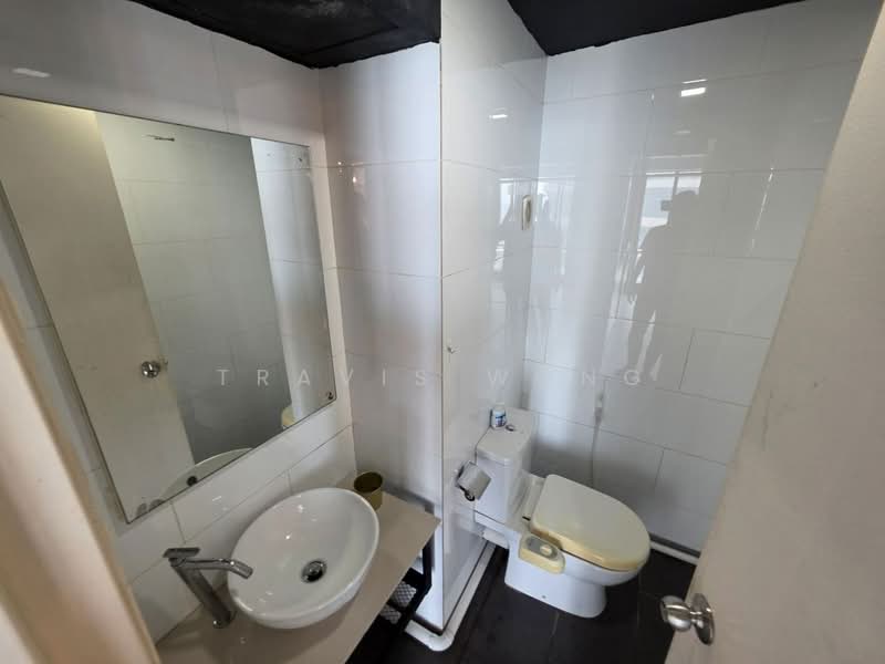 My Loft @ Empire City untuk Untuk Disewa - RM 1,500 /bulan, Apr 2026 - Bathroom - PropertyGuru.com.my