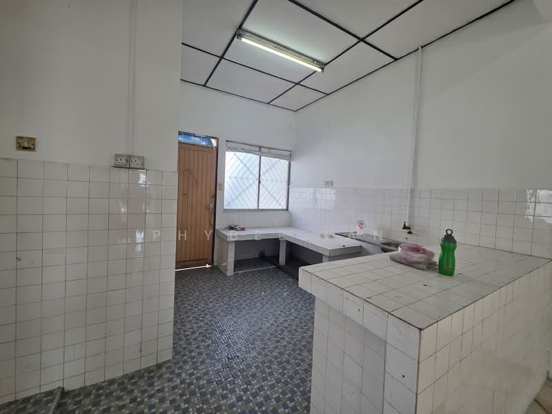 Semi-Detached House for Sale in Bandar Baru Batu Gajah (Batu Gajah) - Phybee Tan - Kitchen - PropertyGuru.com.my