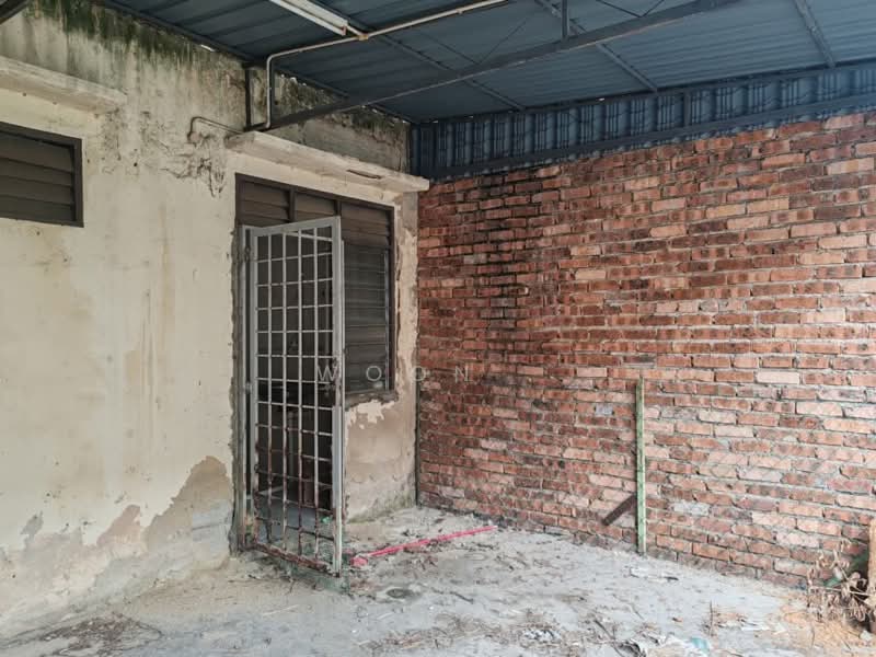 2-storey Terraced House for Rent in Taman Krubong Jaya (Krubong) - Woon . - Exterior - PropertyGuru.com.my
