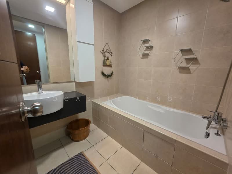 Nautica Lake Suites untuk Untuk Dijual - RM 889,000, Apr 2026 - Bathroom - PropertyGuru.com.my