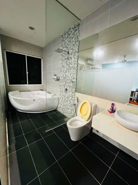 3-storey Terraced House for Sale in Gelugor (Penang) - Max Ng - Bathroom - PropertyGuru.com.my