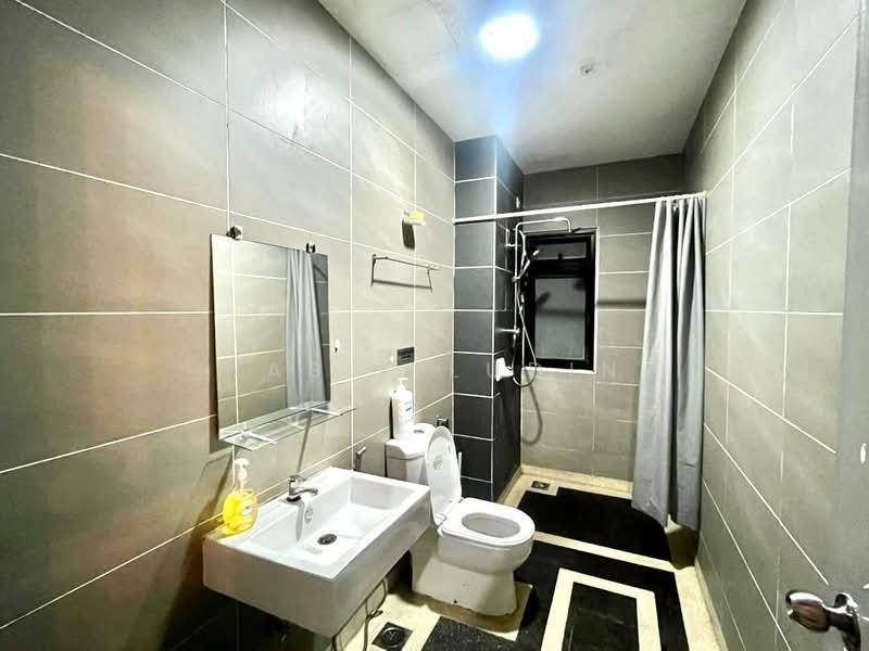 Service Residence for Rent at HYVE - Hasif Ludin - Bathroom - PropertyGuru.com.my