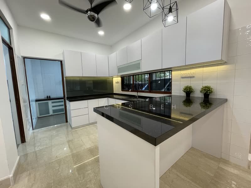 Semi-Detached House for Rent in Kota Kemuning (Shah Alam) - Marcus Beh - Kitchen - PropertyGuru.com.my
