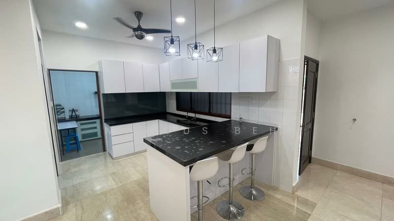 Semi-Detached House for Rent in Kota Kemuning (Shah Alam) - Marcus Beh - Kitchen - PropertyGuru.com.my