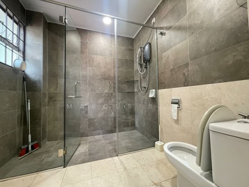 Semi-Detached House for Rent in Kota Kemuning (Shah Alam) - Marcus Beh - Bathroom - PropertyGuru.com.my