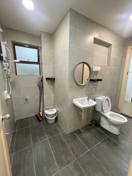 Semi-Detached House for Rent in Kota Kemuning (Shah Alam) - Marcus Beh - Bathroom - PropertyGuru.com.my