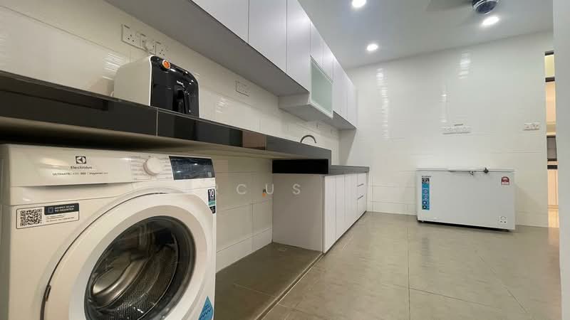 Semi-Detached House for Rent in Kota Kemuning (Shah Alam) - Marcus Beh - Kitchen - PropertyGuru.com.my