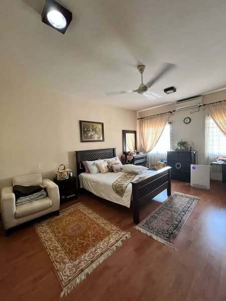 2-storey Terraced House for Sale in Denai Alam (Shah Alam) - Evelyn Khoo - Bedroom - PropertyGuru.com.my