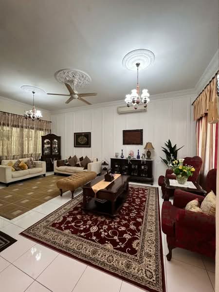 2-storey Terraced House for Sale in Denai Alam (Shah Alam) - Evelyn Khoo - Living Room - PropertyGuru.com.my