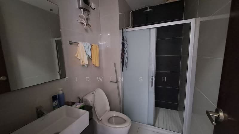 Condominium for Rent at Amberside @ Country Garden Danga Bay - Eldwin Soh - Bathroom - PropertyGuru.com.my