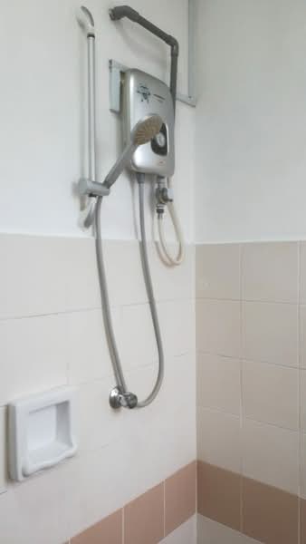 Condominium for Sale at Residensi Laguna (Sunway Belvedere) - Ronald Khoo - Bathroom - PropertyGuru.com.my