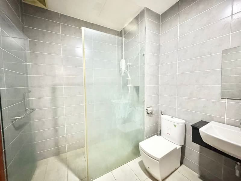 Service Residence for Sale at Paragon Residences @ Straits View - June Tan - Bathroom - PropertyGuru.com.my