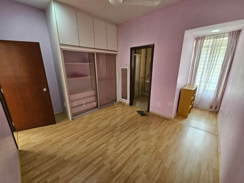 Zero-Lot Bungalow for Sale in Bukit Rimau (Shah Alam) - Lily Yap DH - Bedroom - PropertyGuru.com.my