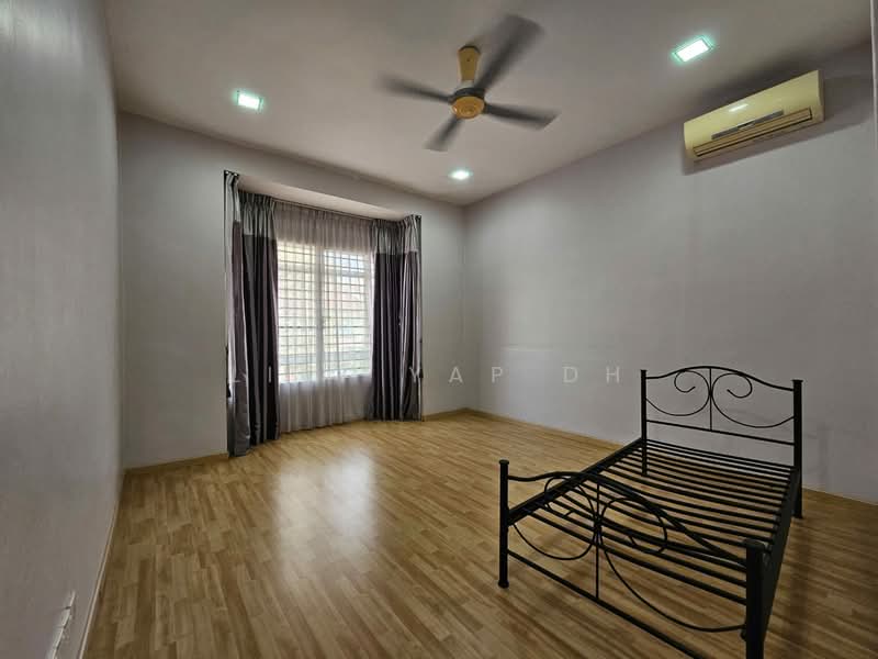 Zero-Lot Bungalow for Sale in Bukit Rimau (Shah Alam) - Lily Yap DH - Bedroom - PropertyGuru.com.my