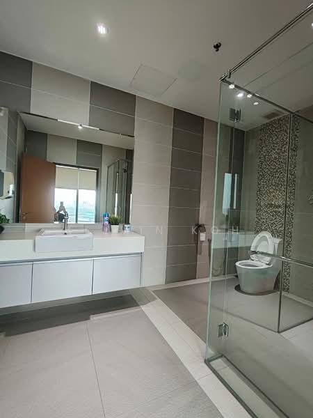 Pejabat untuk Disewa di Petaling Jaya (Selangor) - Kelvin Koh - En-suite bathroom in Directors room - PropertyGuru.com.my