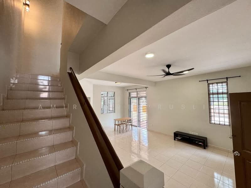2-storey Terraced House for Rent in Bukit Indah (Iskandar Puteri (Nusajaya)) - Amir Faris Rusli - Living Room - PropertyGuru.com.my