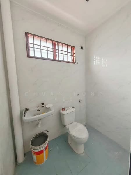 2-storey Terraced House for Sale in Bandar Indahpura (Kulai) - Chuan Hong Kee - Bathroom - PropertyGuru.com.my