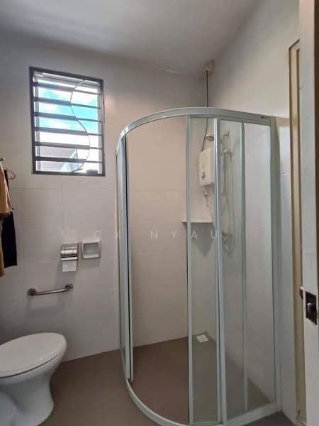 Ipoh pengkalan tiara fully furnished 2 storey corner house for rent untuk Untuk Disewa - RM 1,800 /bulan, Apr 2026 - Bathroom - PropertyGuru.com.my