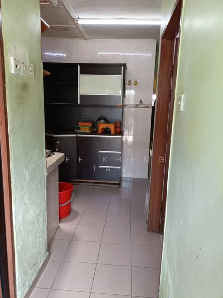 1-storey Terraced House for Sale in Taman Kerapu (Butterworth) - Lee Kheng Tan - Kitchen - PropertyGuru.com.my