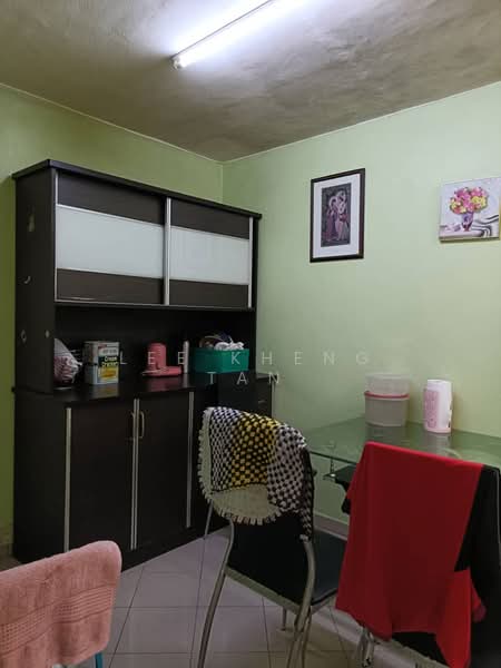 1-storey Terraced House for Sale in Taman Kerapu (Butterworth) - Lee Kheng Tan - Dining Room - PropertyGuru.com.my