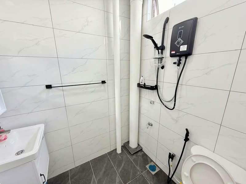 Apartment for Rent at Lake View Suites - Enoch Liong - Bathroom - PropertyGuru.com.my