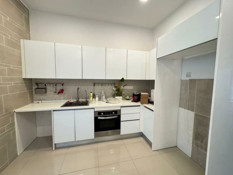 Damai Residences untuk Untuk Disewa - RM 2,300 /bulan, Apr 2026 - Kitchen - PropertyGuru.com.my