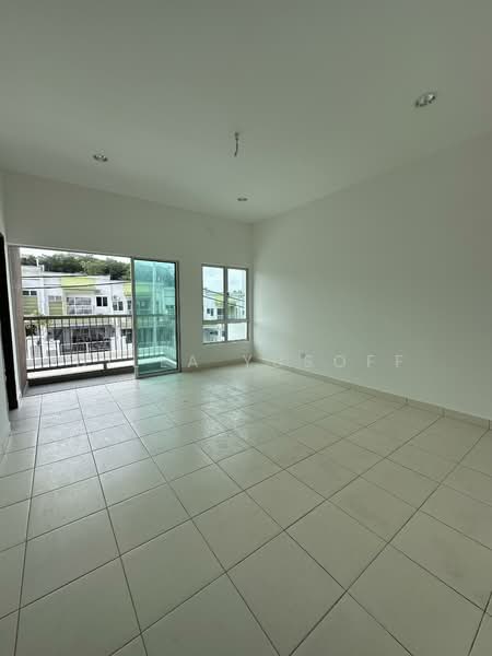 Taman Jenderam Sutera untuk Untuk Dijual - RM 554,500, Apr 2026 - Living Room - PropertyGuru.com.my