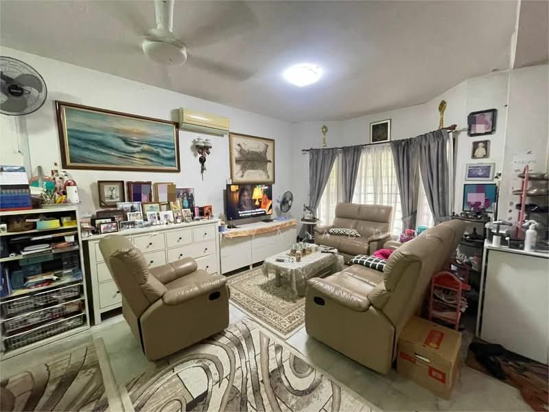 2-storey Terraced House for Sale in Wangsa Maju (Kuala Lumpur) - Cik Maya Abdul - Living Room - PropertyGuru.com.my