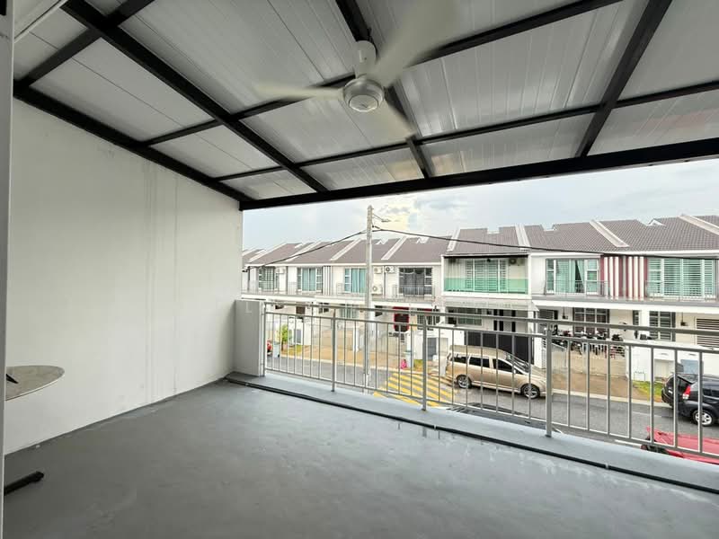 2-storey Terraced House for Sale in Durian Tunggal (Melaka) - Elson Tay - Balcony - PropertyGuru.com.my