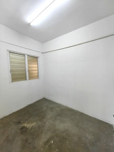 Condominium for Sale at Pelangi Indah Condominium - Mak Oliver - Interior - PropertyGuru.com.my